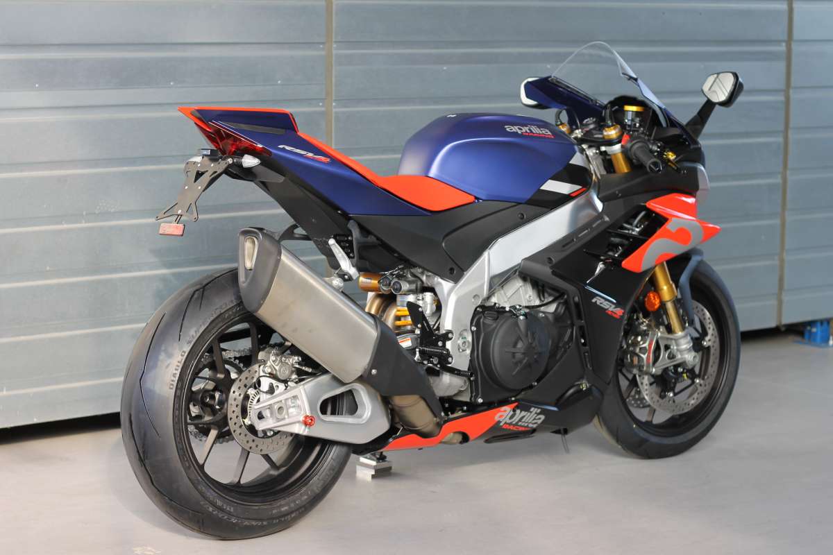 Aprilia RS4 RSV4 Factory APRC TuonoV4 Kennzeichenhalter Ab Baujahr 2011